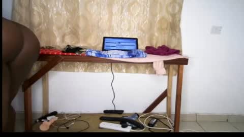 favgal online show from July 17, 5:47 am