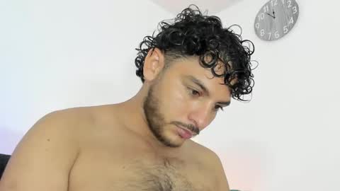 favid95 online show from December 21, 4:52 am