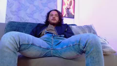 favid95 online show from October 11, 11:03 pm