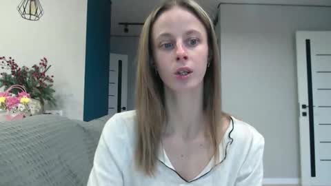 favoriteyour online show from December 1, 8:19 am