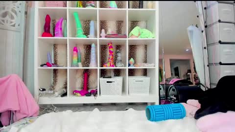 Snapshot of fawnmoonx chatting on March 2, 5:23 am fawnmoonx online show from March 2, 5:23 am