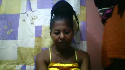 fayssaa online show from April 3, 1:20 pm