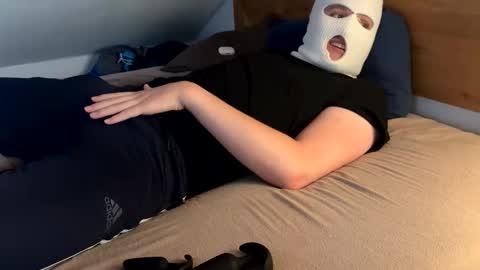 Snapshot of fbabababf chatting on November 9, 10:57 am Fbab online show from November 9, 10:57 am