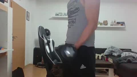 Snapshot of fck_withme chatting on February 16, 6:32 pm fck_withme online show from February 16, 6:32 pm