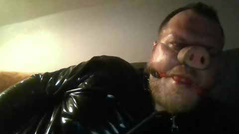 Snapshot of fckcbacc89 chatting on July 11, 3:20 am Horny Fat Boy online show from July 11, 3:20 am
