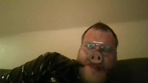 Snapshot of fckcbacc89 chatting on July 18, 2:49 am Horny Fat Boy online show from July 18, 2:49 am