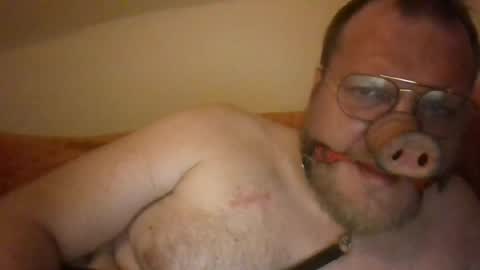 Snapshot of fckcbacc89 chatting on July 19, 2:04 am Horny Fat Boy online show from July 19, 2:04 am
