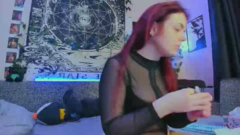 Diva online show from November 25, 2:33 am