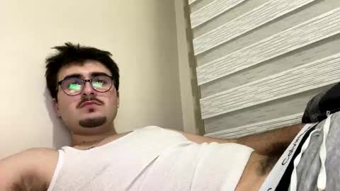 feary1 online show from January 13, 10:04 pm