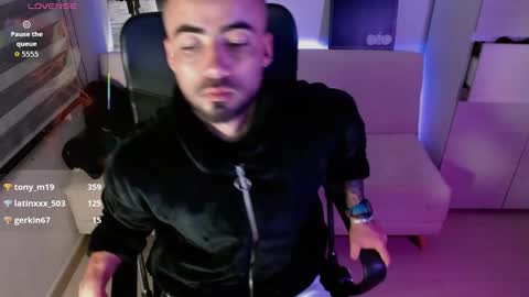 Federico Ofarrel online show from January 11, 3:11 am