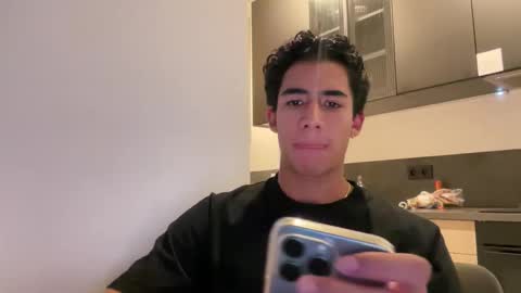 Snapshot of fedetwink chatting on October 30, 2:24 am fedetwink online show from October 30, 2:24 am