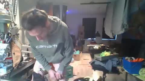 Snapshot of feelfemdom chatting on October 5, 2:15 pm feelfemdom online show from October 5, 2:15 pm