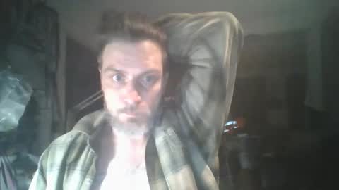 Snapshot of feelfemdom chatting on March 29, 1:16 am feelfemdom online show from March 29, 1:16 am