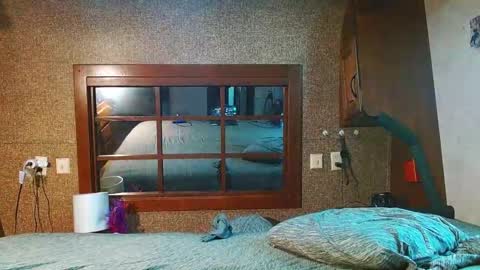 Snapshot of feelingverynaughty chatting on January 31, 7:29 pm ask me online show from January 31, 7:29 pm