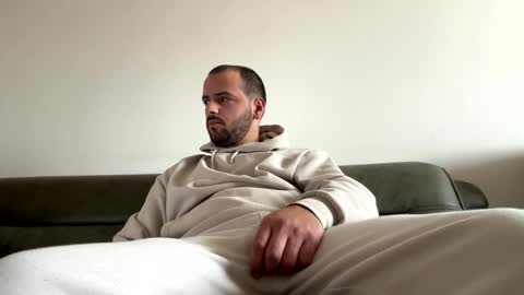 Snapshot of feet_fet chatting on December 5, 10:44 am feet_fet online show from December 5, 10:44 am