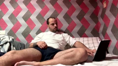 Snapshot of feet_fet chatting on April 28, 12:10 pm feet_fet online show from April 28, 12:10 pm