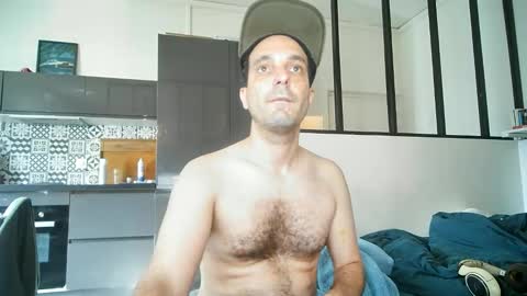 m0rty online show from June 1, 8:05 am