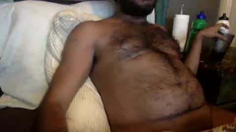Snapshot of feetlover1888386 chatting on February 2, 2:16 pm HairyBrownGuy online show from February 2, 2:16 pm