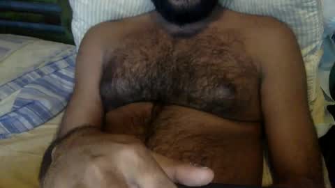 Snapshot of feetlover1888386 chatting on February 10, 10:52 am HairyBrownGuy online show from February 10, 10:52 am