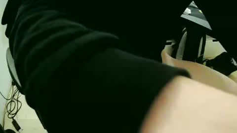 feetlover7878 online show from January 8, 9:55 pm