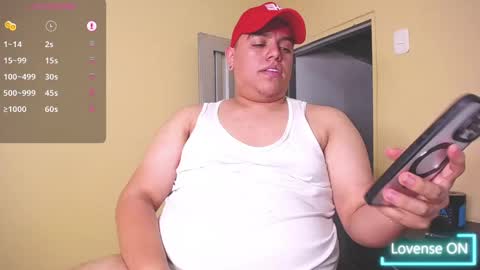 Snapshot of feetlover_liam chatting on January 12, 2:03 am David online show from January 12, 2:03 am