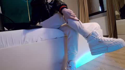 FeetVibe online show from October 26, 9:26 am