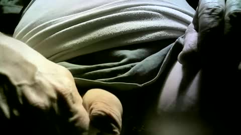 felicaste online show from December 3, 2:25 am