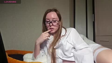 Snapshot of felicia_miller_ chatting on May 18, 6:14 pm Felicia online show from May 18, 6:14 pm