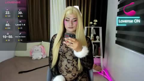 FELLY online show from March 7, 4:15 pm