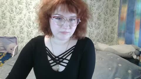 felicity_play online show from April 17, 6:05 am