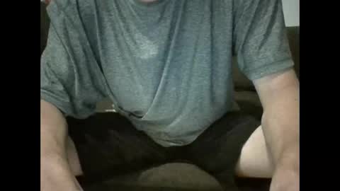 Snapshot of felipesmg2 chatting on February 18, 2:05 am felipesmg2 online show from February 18, 2:05 am