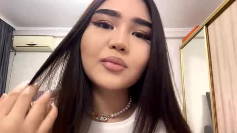 Snapshot of felisahalsema chatting on November 11, 1:00 pm Kendji online show from November 11, 1:00 pm