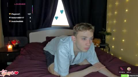 felixcurt online show from April 22, 9:11 am