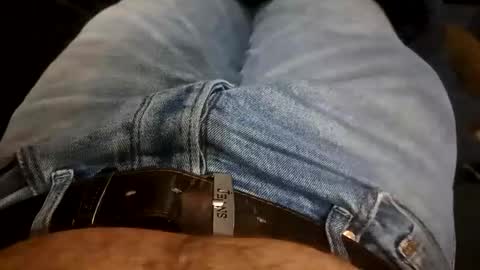 Snapshot of felixske chatting on December 7, 11:12 pm felixske online show from December 7, 11:12 pm