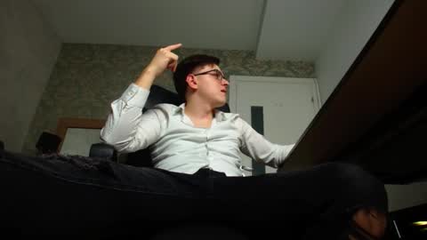 FelixStark online show from October 30, 5:35 pm