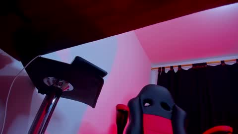 Snapshot of femboy666sixx_ chatting on January 8, 1:32 am GABY666 online show from January 8, 1:32 am