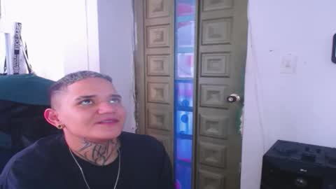 Snapshot of femboy666sixx_ chatting on March 2, 12:34 pm GABY666 online show from March 2, 12:34 pm
