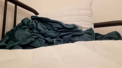 Snapshot of femboycute21 chatting on February 7, 1:04 pm femboycute21 online show from February 7, 1:04 pm