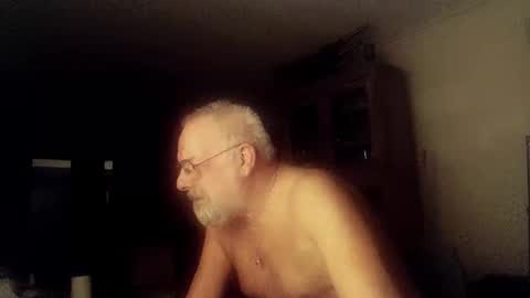 Snapshot of femdom_sub chatting on December 15, 4:29 am femdom_sub online show from December 15, 4:29 am