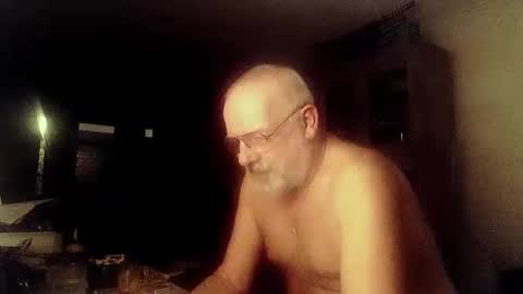 Snapshot of femdom_sub chatting on December 26, 8:53 pm femdom_sub online show from December 26, 8:53 pm