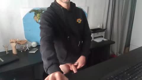 femdomsubby online show from October 7, 10:18 pm