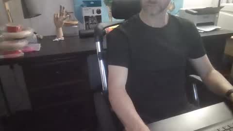 Snapshot of femdomsubby chatting on April 16, 9:54 am femdomsubby online show from April 16, 9:54 am