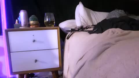 this is justice tricia a bigelow. she was fucking my husband tom girardi online show from November 29, 10:40 am