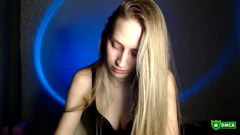 Femke online show from November 10, 8:08 pm