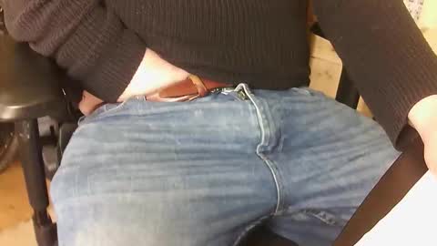 fenderjaguar667 online show from March 23, 1:37 pm