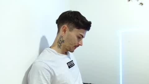 FeniXtream online show from December 13, 1:22 pm