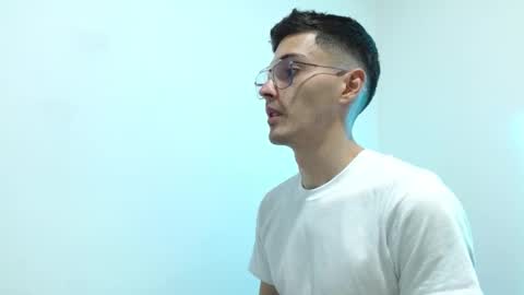 FeniXtream online show from December 26, 7:05 pm