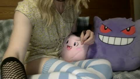 fenn88_ online show from July 16, 3:34 am