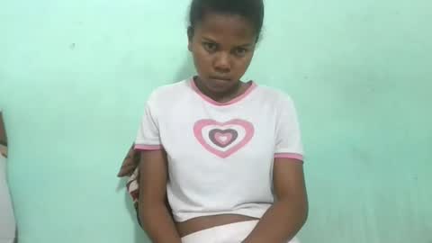 fenou122745 online show from October 3, 5:15 am