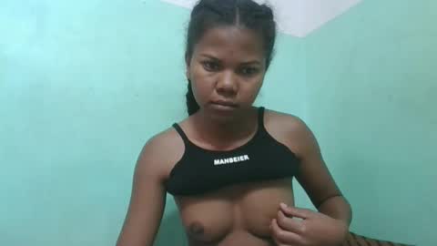 fenou122745 online show from December 3, 5:37 am